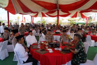 PERESMIAN : Wakil Gubernur Kalteng, Edy Pratowo menghadiri peresmian Masjid Natabel Jannah yang berlokasi di Jalan Lamtoro Gung, Kelurahan Panarung, Kecamatan Pahandut, Kota Palangka Raya, Jumat (12/01/2024). (foto:mmc)