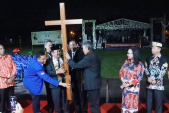Penyerahan Estafet Pelaksanaan Perayaan Paskah 2025.