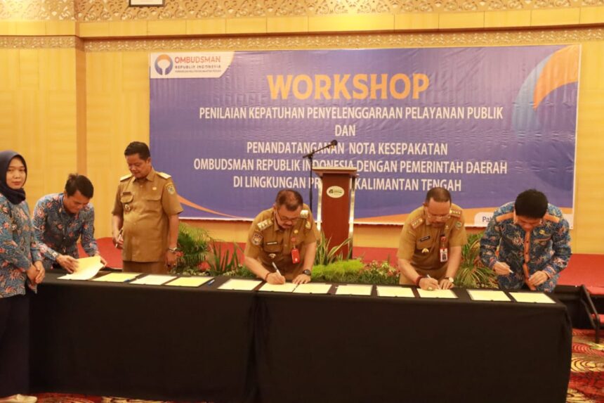 PELAYANAN PUBLIK : Sekretaris Daerah (Sekda) Kalteng, Nuryakin hadiri Workshop Pendampingan Penilaian Kepatuhan Pelayanan Publik Tahun 2024, di Aquarius Boutique Hotel Palangka Raya, Selasa (4/6/2024). (foto:mmc)