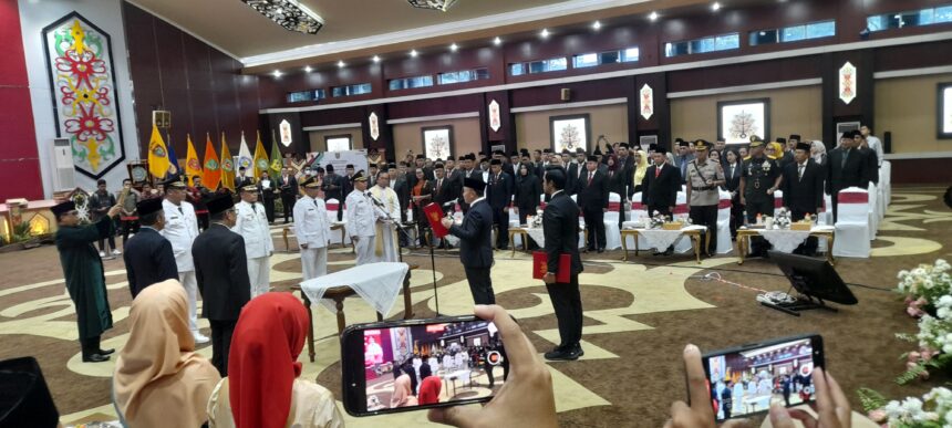 Suasana pelatikan Penjabat Bupati di Aula Jayang Tingang, Lantai II, Kantor Guberbur Kalteng (Foto: Pri)