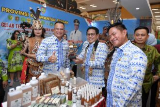 Kepala Dinas Pemberdayaan Masyarakat dan Desa (PMD) Provinsi Kalimantan Tengah, H. Aryawan menghadiri acara pembukaan Gelar Teknologi Tepat Guna Nusantara (GTTGN) Ke-25, di Lapangan Islamic Center Mataram, Nusa Tenggara Barat (NTB), Senin (15/7/2024).
