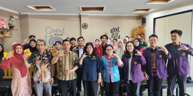 KEGIATAN : Dinas Komunikasi Informatika Statistik dan Persandian (Diskominfo) menggelar sosialisasi layanan informasi publik dan Sistem Pengelolaan Pengaduan Pelayanan Publik Nasional – Layanan Aspirasi dan Pengaduan Online Rakyat (SP4N-LAPOR) di Jalan G Obos XIV Kota Palangka Raya, Kamis (7/11/2024). (foto:ist)