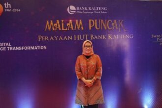 Penjabat (Pj) Wali Kota Palangka Raya menghadiri HUT ke-63 Bank Kalimantan Tengah (Kalteng) dan First Look New Logo Dengan Semangat Transformasi Digital, di Aula Swiss Bell Hotel Danum Kota Palangka Raya, Selasa (29/10/2024).