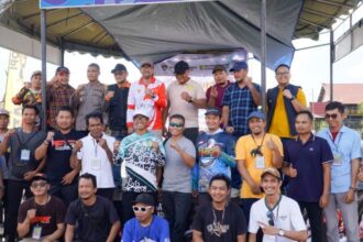 LOMBA MANCING : Plt Asisten Perekonomian dan Pembangunan Setda Kota Palangka Raya, Luis Eveli buka lomba mancing, di wisata air hitam