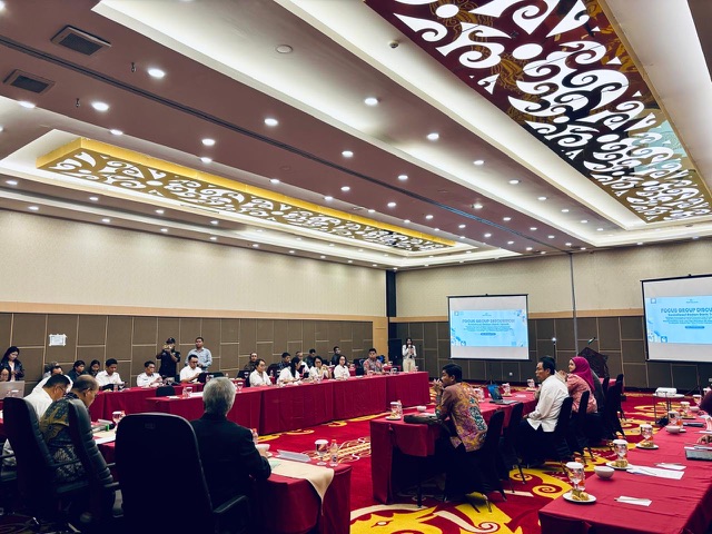 FGD : Gubernur Kalimantan Tengah (Kalteng) H. Agustiar Sabran memberikan apresiasi setinggi-setingginya kepada Badan Bank Tanah, atas terselenggaranya FGD dan Sosialisasi Badan Bank Tanah yang digelar di Hotel Best Western Batang Garing Palangka Raya, Kamis (26/02/2025). (foto:mmc)