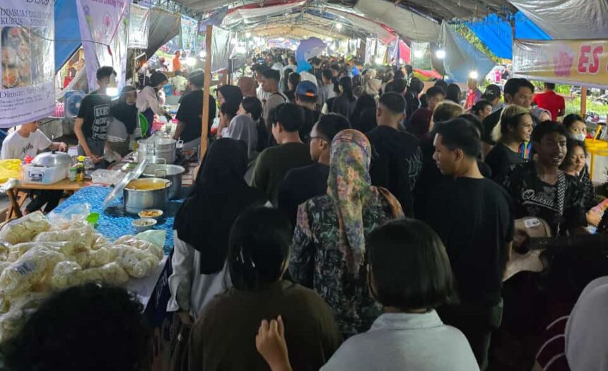 Suasana Pasar Ramadhan di Kota Palangka Raya (Foto : Ist)
