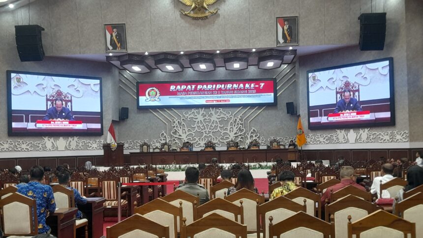 Suasana rapat paripurna di Gedung DPRD Provinsi Kalteng (Foto : Pri)