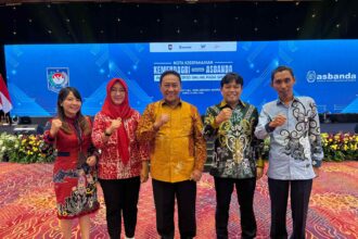 HADIRI : Wakil Gubernur Kalimantan Tengah, H. Edy Pratowo, menghadiri peluncuran Sistem Penerbitan Surat Perintah Pencairan Dana (SP2D) Online melalui Sistem Informasi Pemerintahan Daerah Republik Indonesia (SIPD-RI), yang diselenggarakan di Hotel Bidakara, Jakarta, Kamis (17/4/2025). (foto:ist)