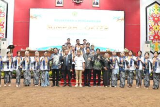 HADIRI : Gubernur Kalimantan Tengah (Kalteng), Agustiar Sabran menghadiri pelantikan, pengambilan sumpah dokter angkatan XXXII Fakultas Kedokteran Universitas Palangka Raya dan penandatangan perjanjian kerjasama Fakultas Kedokteran Universitas Palangka Raya yang bertempat di Aula Jayang Tingang Lantai II, Kantor Gubernur Kalimantan Tengah, Senin (28/4/2025).