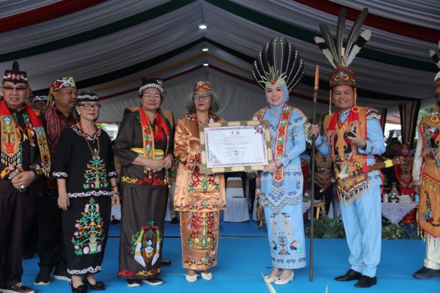 Gubernur Kalteng, H. Agustiar Sabran memimpin Upacara Hari Jadi (Harjad) ke-68 Provinsi Kalimantan Tengah