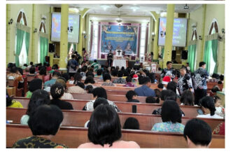 Dinas PUPR Barito Selatan (Barsel) mengelar perayaan Natal bersama di gereja Maranata Buntok, Kamis (16/1/2025)