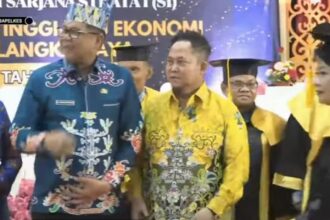 WISUDA : Bupati Saiful telah mengikuti acara Wisuda ke XXIX Program Sarjana Strata I di Sekolah Tinggi Ilmu Ekonomi (STIE) Palangka Raya, Sabtu (31/5/2025) pagi. (foto:ist)