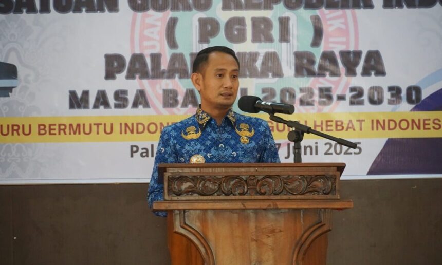 Wali Kota Palangka Raya, Fairid Naparin (Foto : Ist)