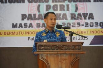 Wali Kota Palangka Raya, Fairid Naparin (Foto : Ist)