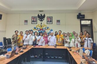 Foto bersama setelah kegiatan pembinaan statistik dan uji boba EPSS di Aula Rahan Pumpung Hapakat, Kantor Bapperida Palangka Raya (Foto : Ist)