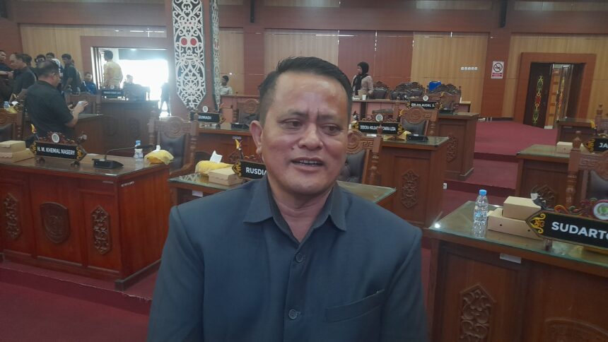 Anggota DPRD Kota Palangka Raya, Hatir Sata Tarigan (Foto : Pri)