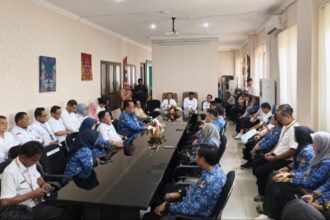 Suasana serah terima jabatan Kadinkes Palangka Raya dari Andjar Hari Purnomo kepada Riduan (Foto : Ist)