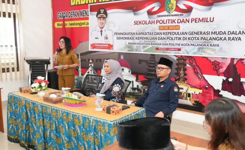 Kegiatan Sekolah Politik dan Pemilu di Aula Kantor Badan Kesbangpol Palangka Raya (Foto : Ist)