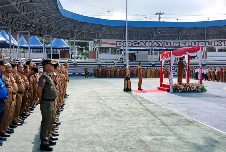 Bupati Barito Utara, Shalahuddin pimpin apel gabungan (Foto : Ist)
