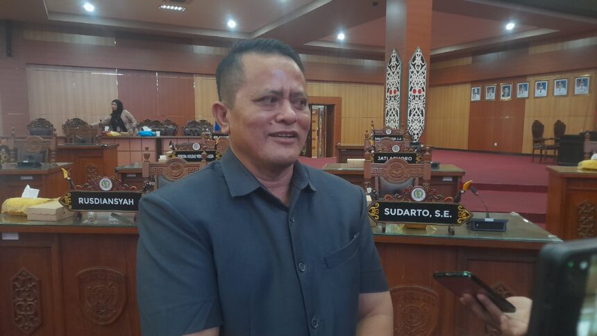 Anggota DPRD Kota Palangka Raya, Hatir Sata Tarigan (Foto : Nopri)