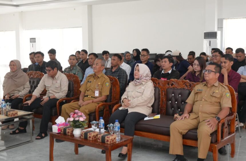 Kegiatan sosialisasi penggunaan Tapping Box kepada 126 pelaku usaha di Ruang Pertemuan Mal Pelayanan Publik Kota Palangka Raya (Foto : Ist)