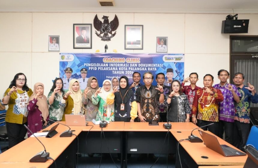 Kegiatan Desk Pelayanan Informasi dan Dokumentasi di aula kantor Bapperida Kota Palangka Raya (Foto : Ist)