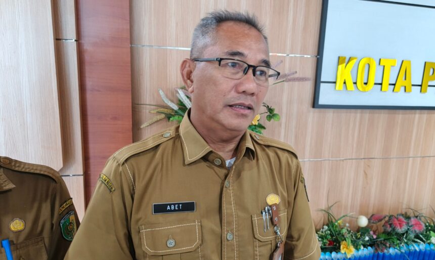 Sekda Kota Palangka Raya, Arbert Tombak (Foto : Nopri)