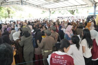 Gerakan Pangan Murah dan Pasar Murah di halaman Masjid Raya Darussalam, Palangka Raya (Foto : Ist)